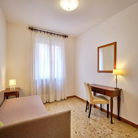 Hotel Piccolo Garde