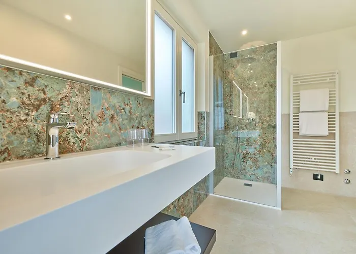 Hotell Piccolo Garda (Verona)