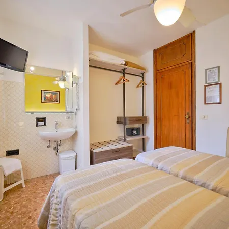 Hotel Piccolo 2*